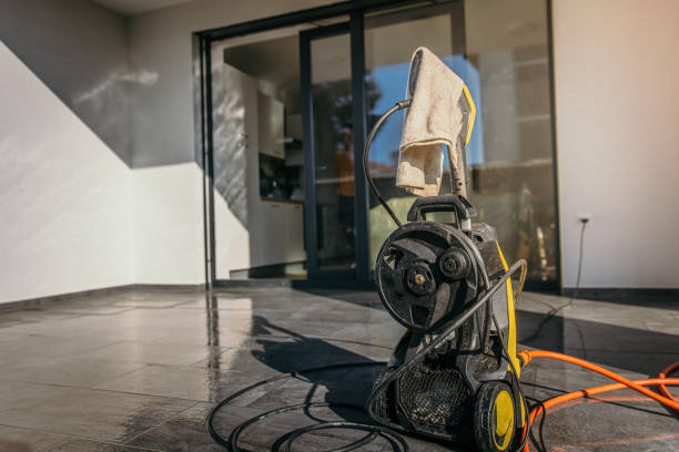 Best Animal Enclosure Cleaning  in Oasis, CA